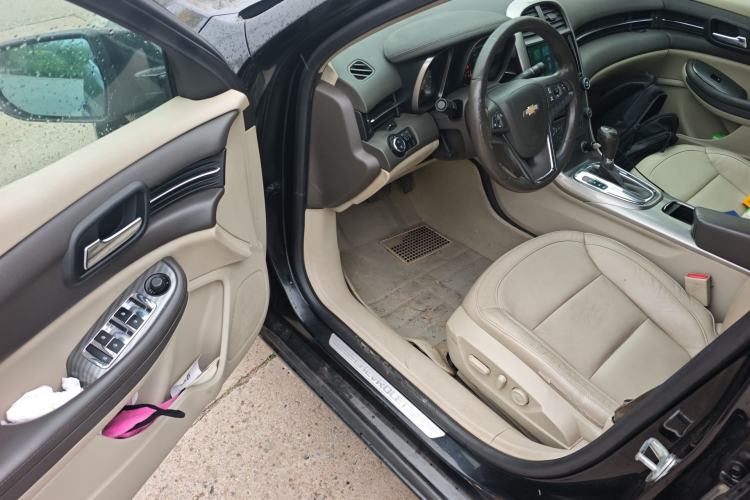 Used Chevrolet Malibu 2013 2.4L Automatic Luxury Edition Driver Seat