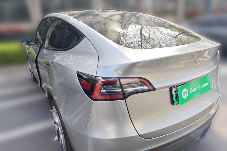 Used Tesla Model Y 2021 Standard Range Rear-Wheel Drive Version
