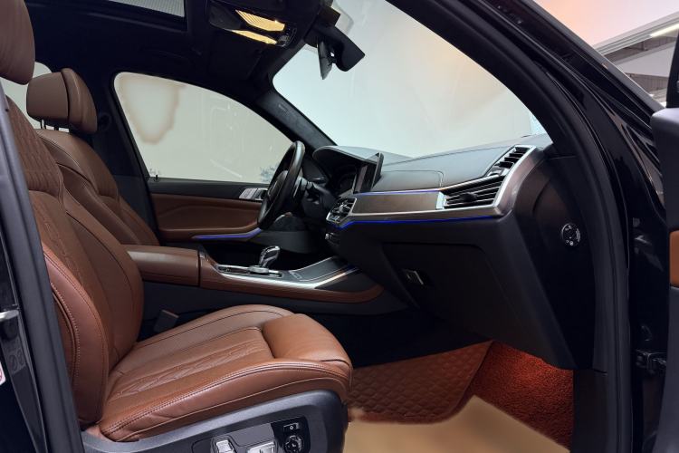 Used BMW X7 2021 xDrive40i Luxury M Sport Package