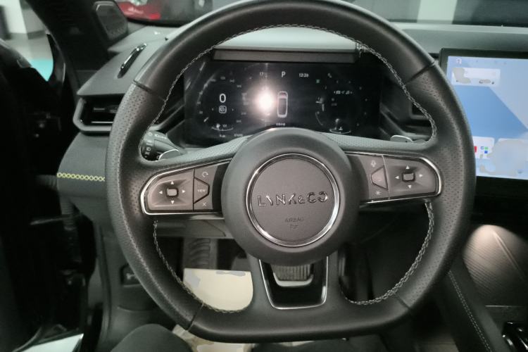 Used Lynk & Co 03 2023 2.0TD DCT JingPro
