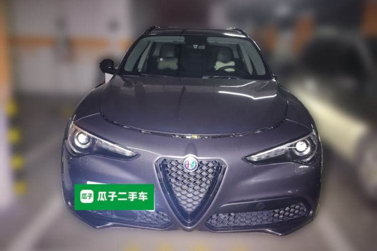 Used Alfa Romeo Stelvio 2017 2.0T 200HP Luxury Edition Front