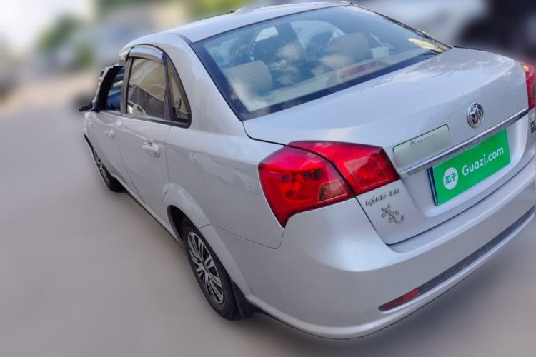 Used Buick Excelle 2013 1.5L Automatic Classic Model
