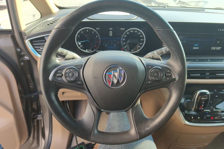 Used Buick GL8 2020 ES Land Cruiser 653T Luxury Model
