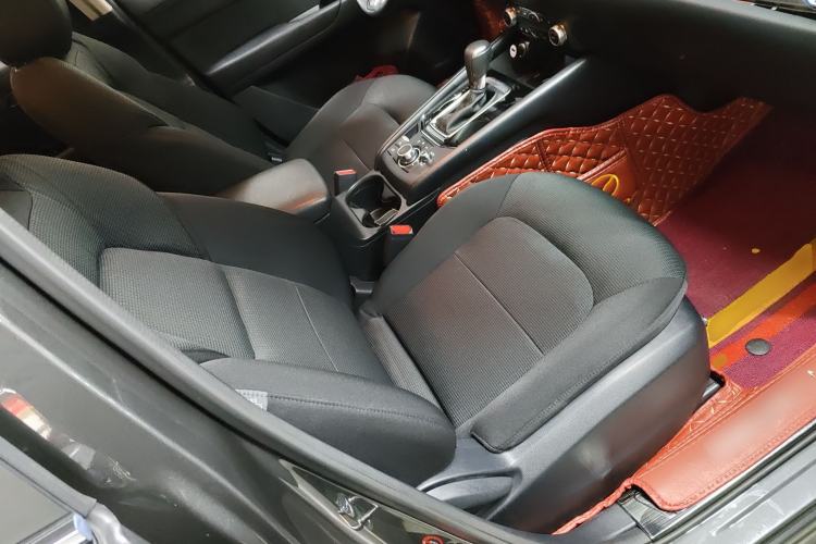 Used Mazda CX-5 2020 2.0L Automatic Two-Wheel Drive Smart Version Right Front Seat