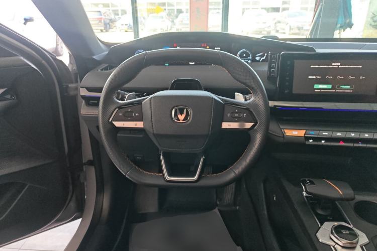 Used CHANGAN UNI-V 2022 1.5T Prestige Version
