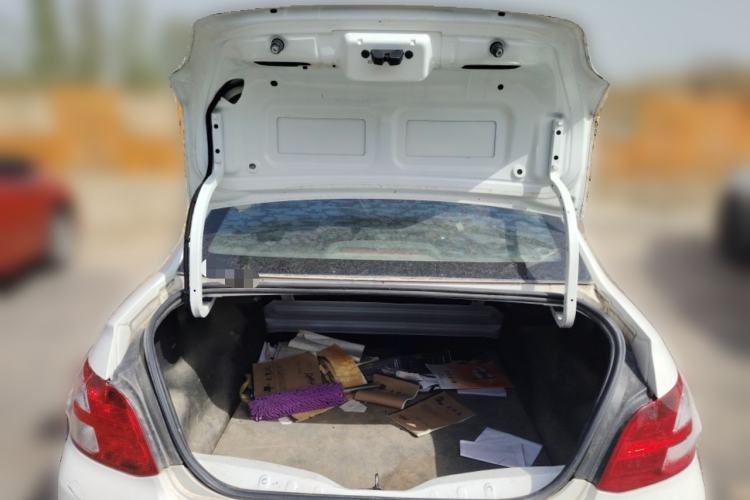 Used Peugeot 301 2016 1.6L Manual Comfort Edition Trunk