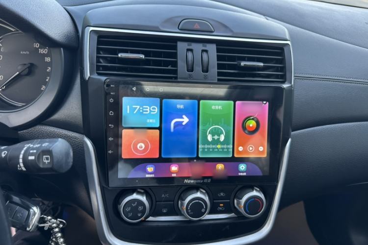 Used Nissan Tiida 2021 1.6L CVT Cool Edition Audio And AC Panel