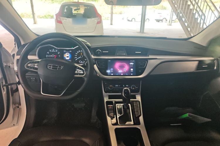 Used Geely Auto Emgrand GL 2019 1.4T CVT Elite Smart Edition Center Console