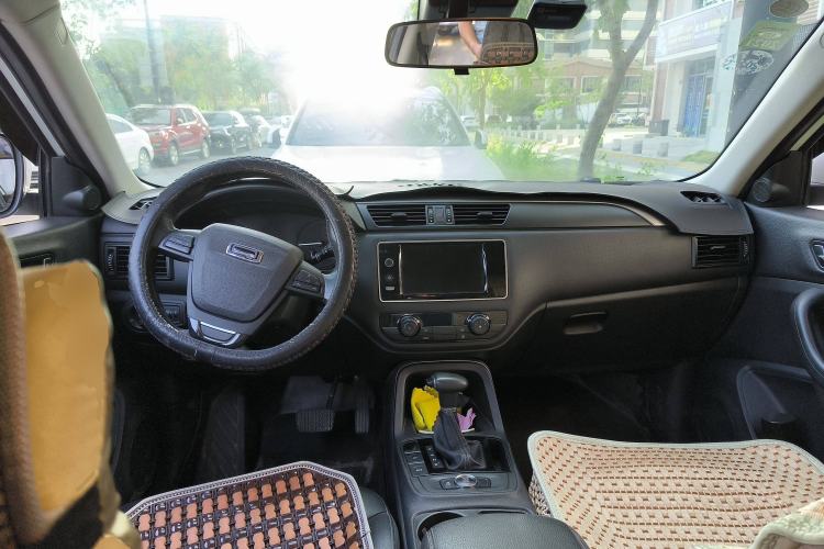 Used Qoros 5 2018 Revised Version 1.6T Automatic Leading Edition
