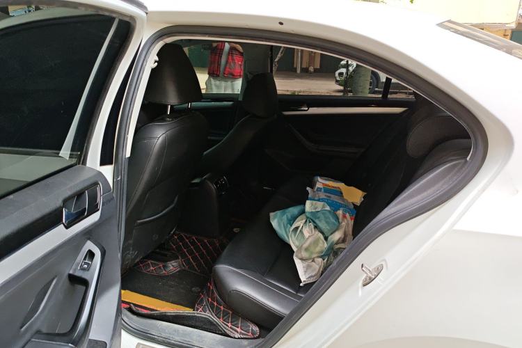 Used Volkswagen Sagitar 2018 1.6L Manual Comfort Model Left Rear Seat