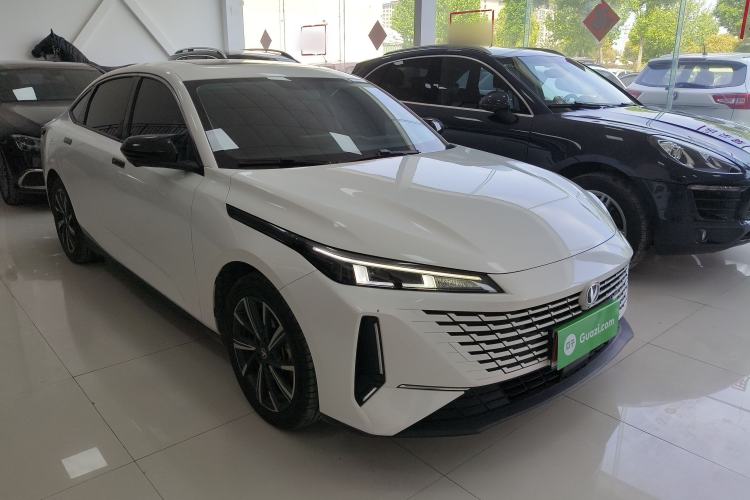 Used CHANGAN Eado DD 2023 Blue Whale NE 1.5T GDI DCT Navigation Model Front Right 45 Deg