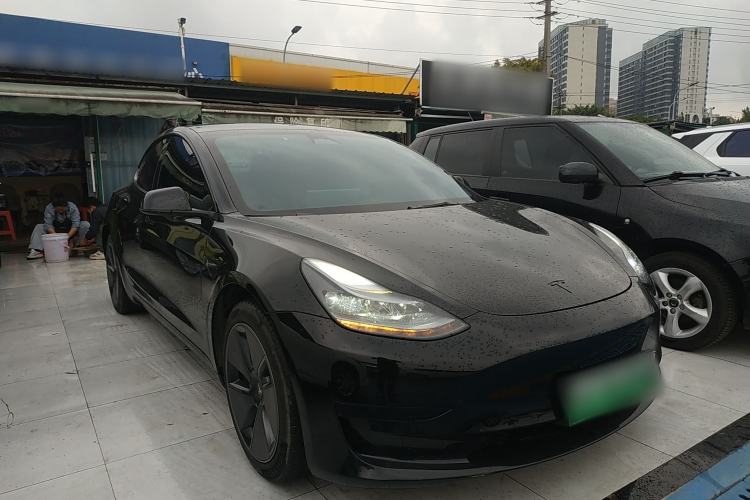 Used Tesla Model 3 2022 Rear-Wheel-Drive Version Front Right 45 Deg