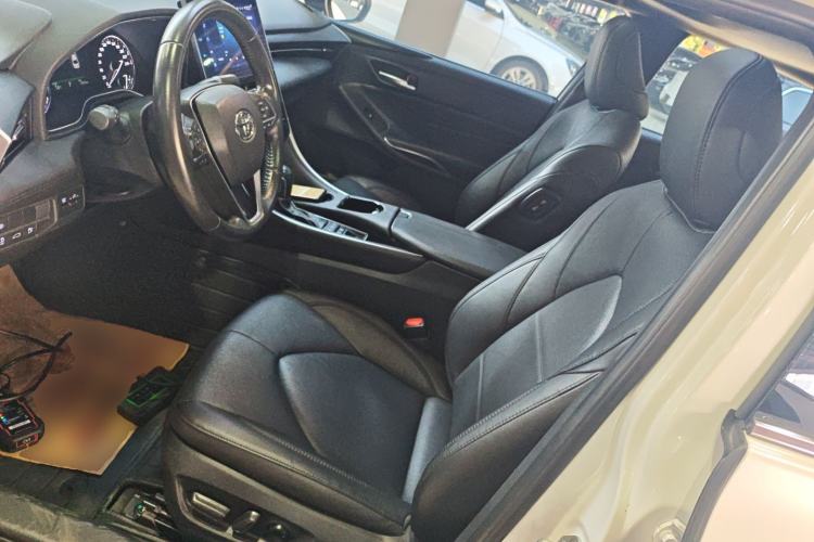 Used Toyota Avalon 2023 Dual-Engine 2.5L Luxury Edition
