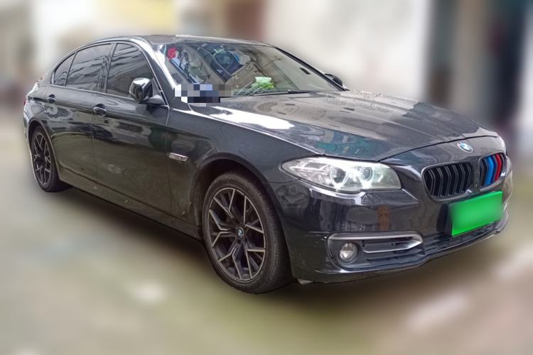 Used BMW 5 Series 2013 525Li Luxury Model Front Right 45 Deg