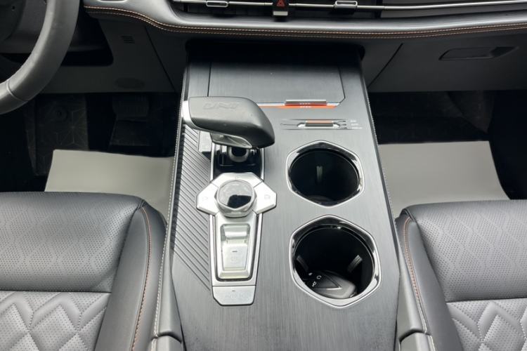 Used Changan UNI-K 2021 2.0T All-Wheel Drive Prestige Version
