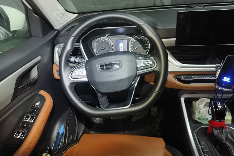 Used Geely Auto Vision X6 2020 1.4T CVT Luxury Edition
