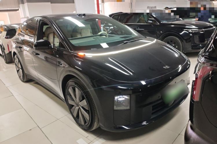 Used Li Auto i6 2025 Model Two-Wheel-Drive Standard Type Front Right 45 Deg