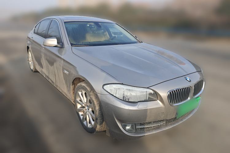 Used BMW 5 Series 2013 530Li Leading Model Front Right 45 Deg