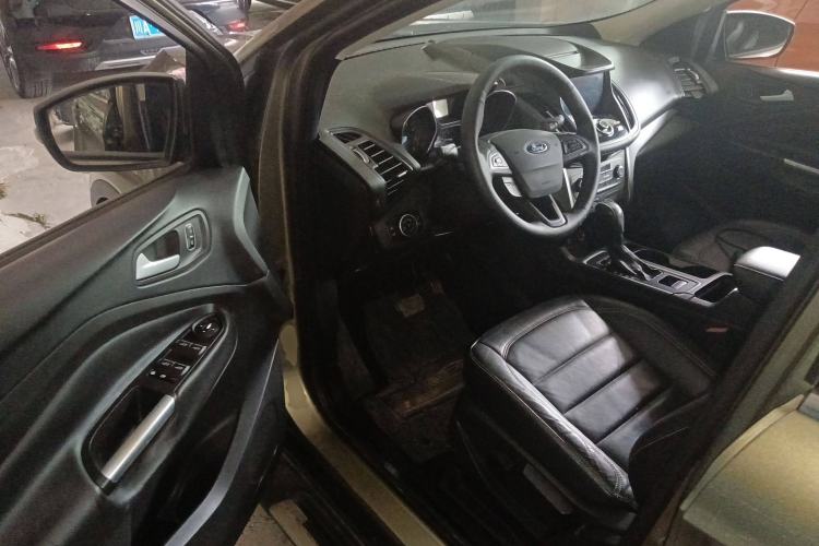 Used Ford Kuga 2017 EcoBoost 180 Two-Wheel-Drive Tiger Leap Model