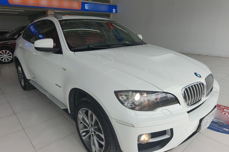 Used BMW X6 2014 xDrive35i Sport model Front Right 45 Deg