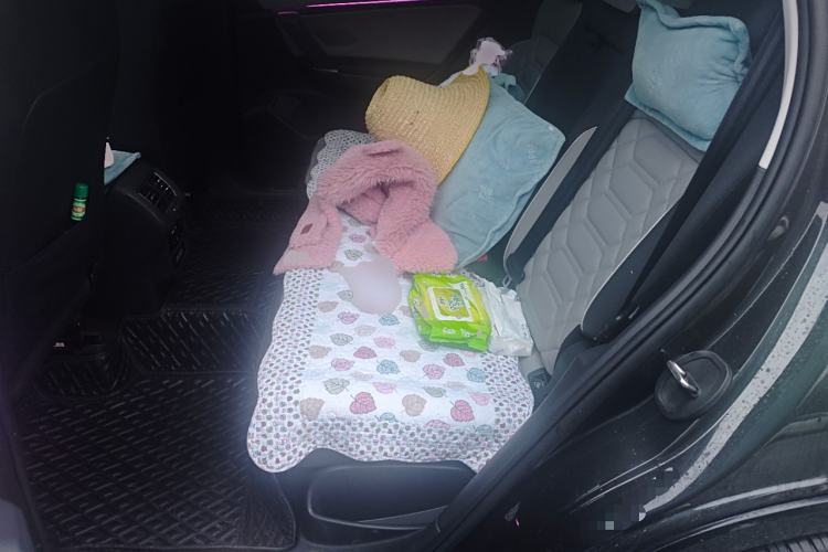 Used Volkswagen Tayron 2023 Revised Version 380TSI All-Wheel Drive R-Line High-Energy Edition Left Rear Seat