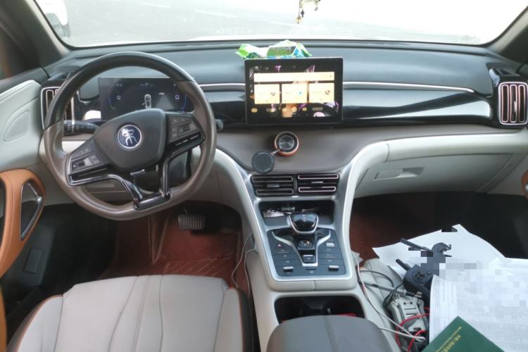 Used BYD Song Pro New Energy 2022 DM-i 51km Luxury Model Center Console