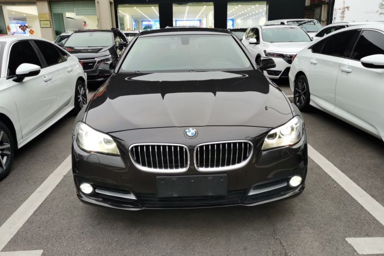 Used BMW 5 Series 2017 525Li Leading Model
