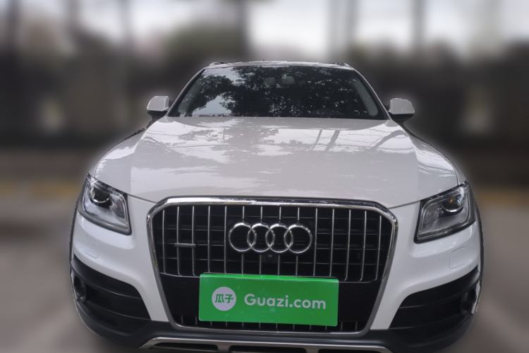 Used Audi Q5 2018 Collector's Edition 40 TFSI Technology Model