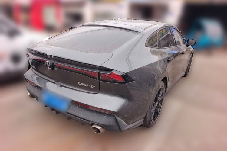 Used CHANGAN UNI-V 2022 1.5T Prestige Version