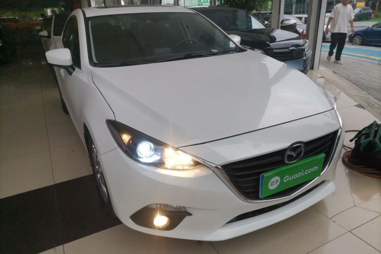 Used Mazda 3 Axela 2014 Sedan 1.5L Automatic Luxury Model Front Right 45 Deg