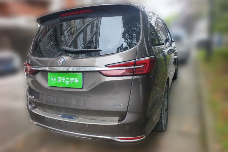 Used Buick GL8 2021 Land Cruiser Executive Class 652T Comfort Model Rear Right 45 Deg