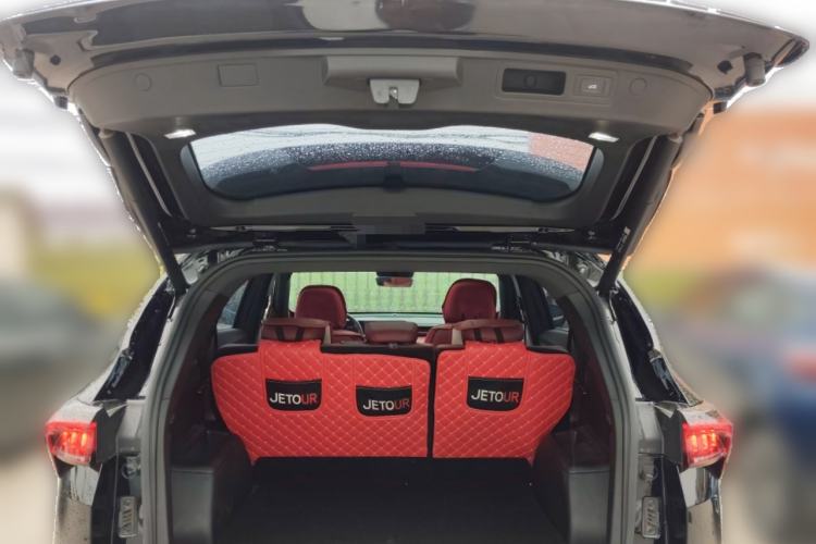 Used JETOUR X70 PLUS 2023 1.6T DCT Stronger PRO 5-Seater Trunk