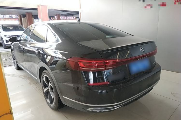 Used Volkswagen Passat 2024 380TSI Starry Dragon Edition
