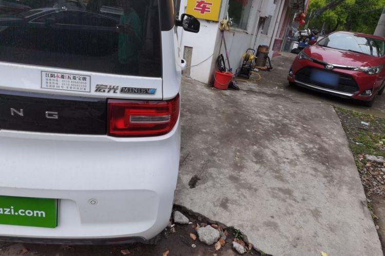 Used Wuling Hongguang MINIEV 2021 Macaron Premium Model – Lithium-NMC Exterior 3