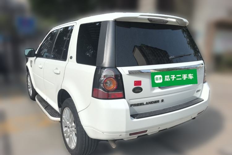 Used Land Rover Freelander 2 2013 2.2T SD4 SE Diesel Edition Rear Left 45 Deg