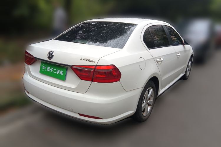 Used Volkswagen Lavida 2013 Revised Classic 1.6L Manual Fashion Edition Rear Right 45 Deg