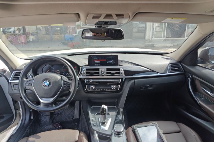 Used BMW 3 Series 2019 320Li Fashion Model
