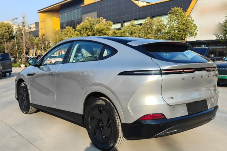 Used XPeng G6 2025 625 Long-Range Max Tech Edition Exterior 2