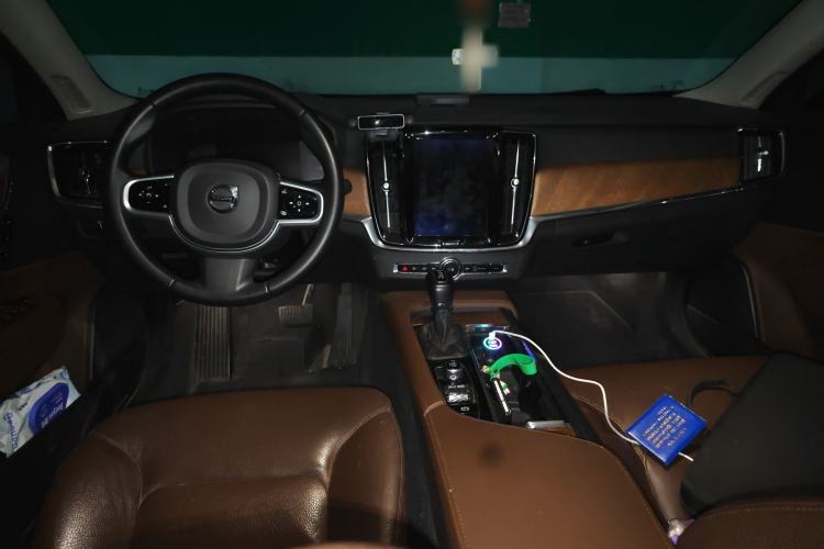 Used Volvo S90 2019 T5 Zhiyi Edition Center Console