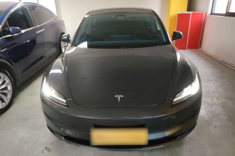 Used Tesla Model 3 2023 Rear-Wheel-Drive Version
