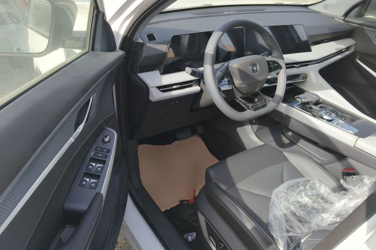 Used Changan CS75 PLUS 2025 Model, 3rd Generation Champion Edition 1.5T Jinghang Version