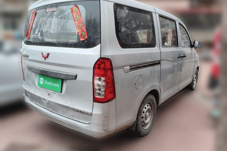 Used Wuling Rongguang V 2016 1.2L Practical Version
