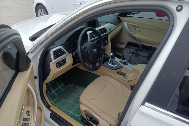 Used BMW 3 Series 2014 320Li Fashion Model
