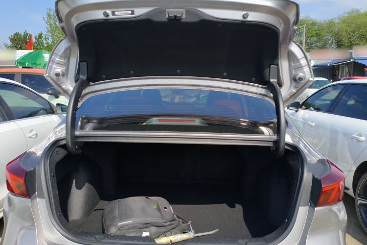 Used CHANGAN Eado 2021 PLUS Blue Whale NE 1.4T GDI DCT Flagship Model Trunk