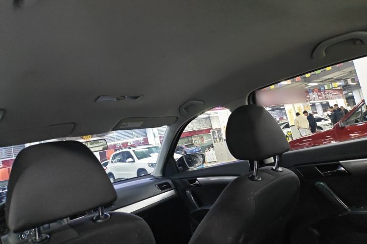 Used Volkswagen Lavida 2013 Revised Classic 1.6L Manual Fashion Edition
