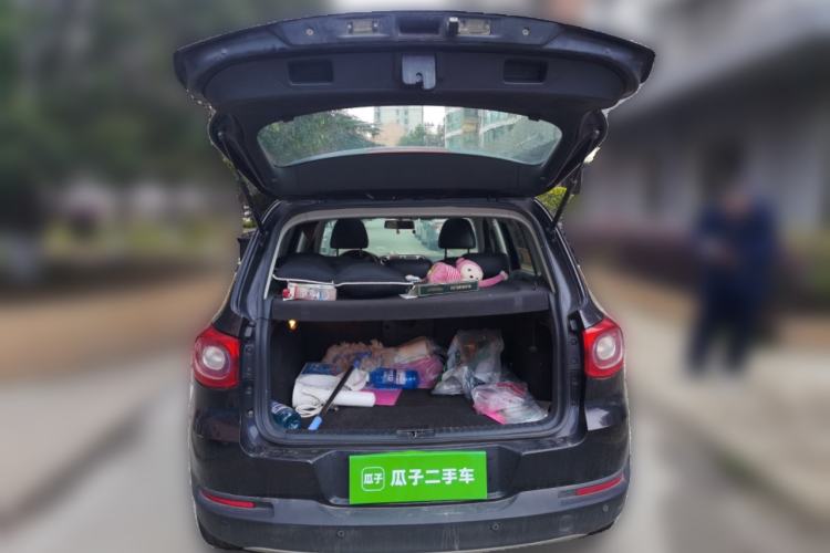 Used Volkswagen Tiguan 2012 2.0 TSI Automatic All-Wheel Drive Elite Edition Trunk