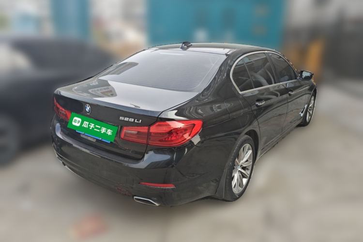Used BMW 5 Series 2018 528Li Launch Special Edition Rear Right 45 Deg