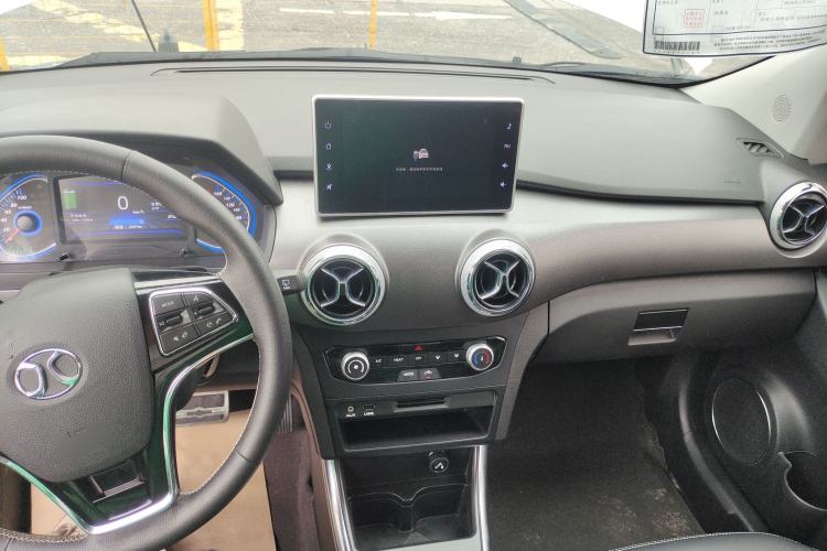 Used BAIC New Energy EC5 2020 New Fashion Edition Center Console