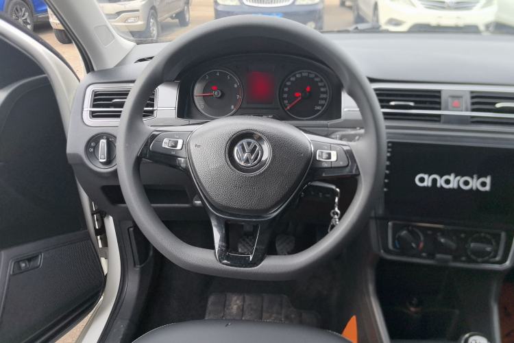 Used Volkswagen Santana 2016 1.6L Manual Comfort Edition Steering Wheel