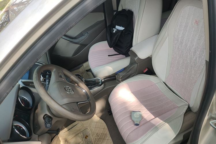 Used Buick GT 2013 GT 1.6L Automatic Fashion Edition Left Front Seat